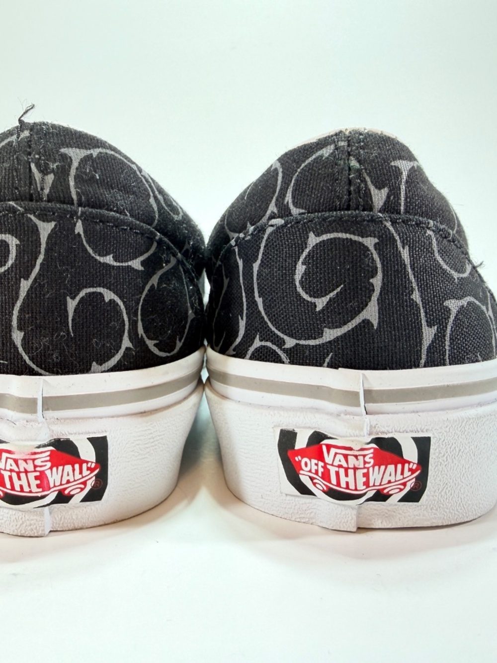 VANS Nightmare Before Christmas Jack & Sally Slip On Shoes Women's 6.5 NEW w/Tag - Picture 4 of 16